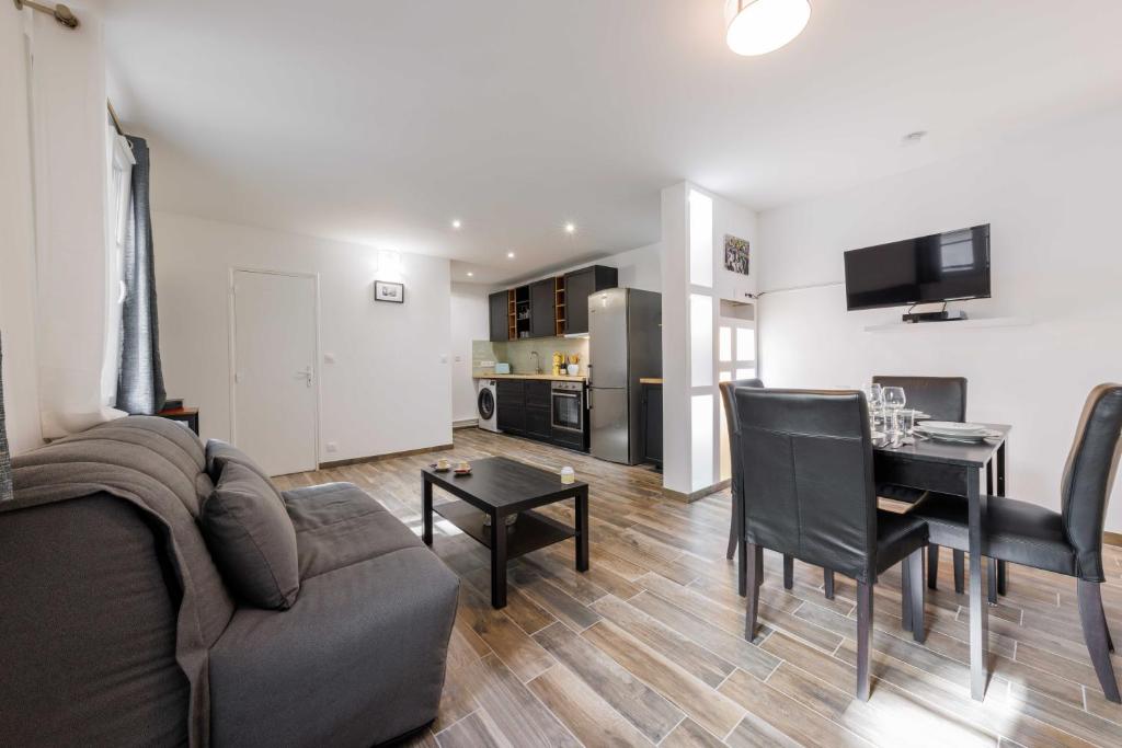 Urban Refuge in the Heart of the Marais 1BR-3P, Paris