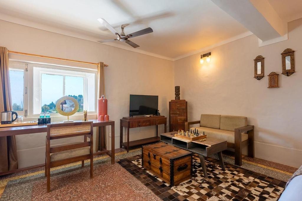 Maati Signature Collection By The lake Hill, Nainital