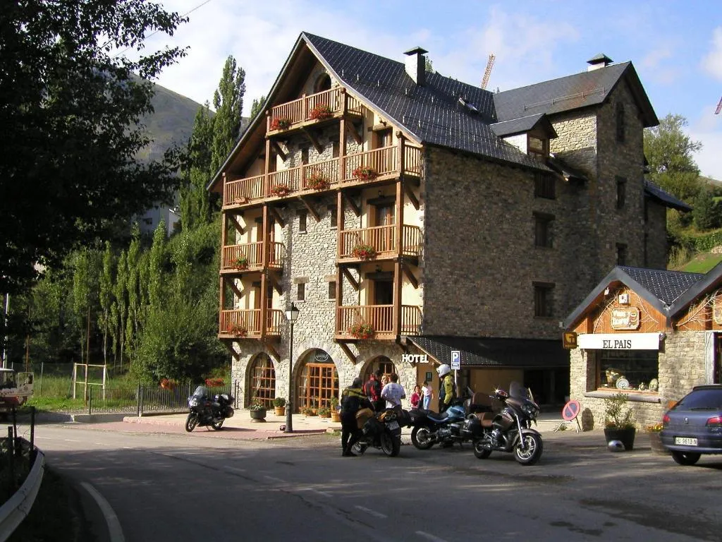Hotel Bocalé, hotel in Sallent de Gállego