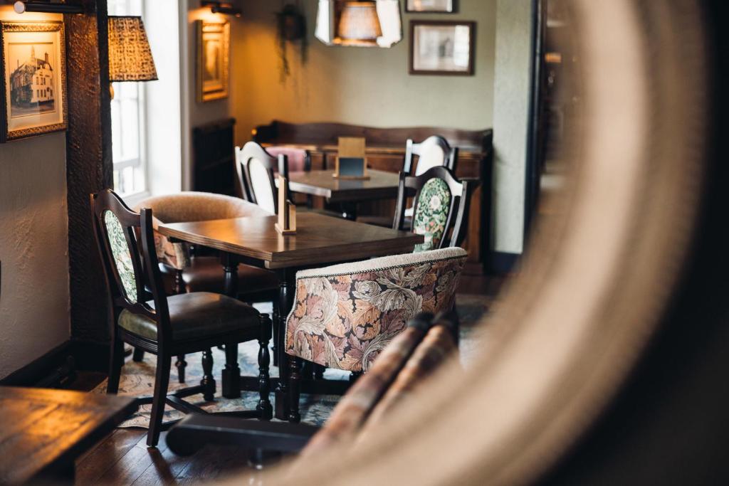 Gaskell Arms Hotel & Restaurant