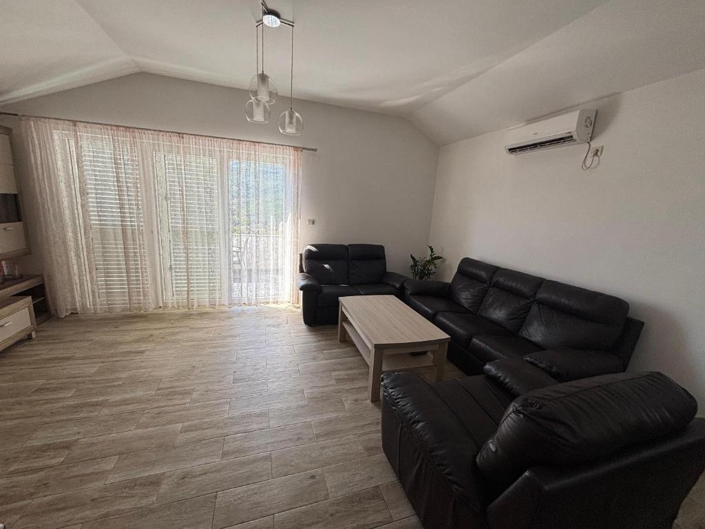 Cozy Apartment Kuti - 5