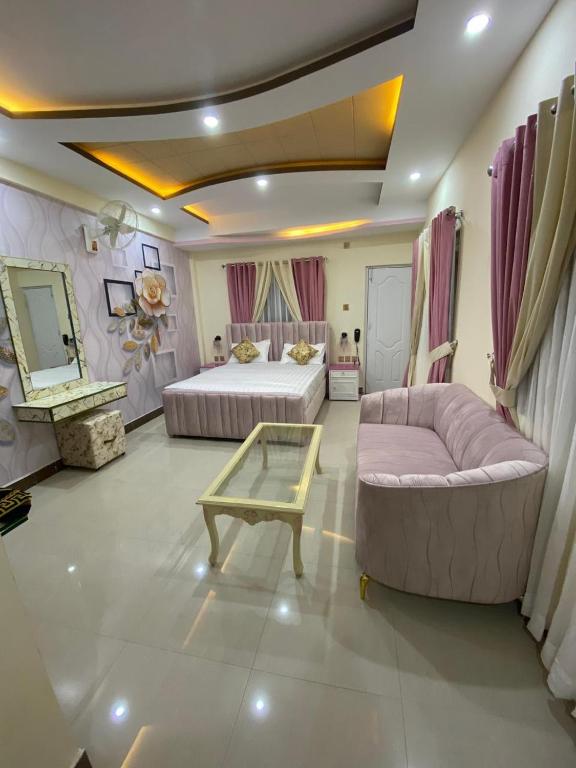 Mountains escape, Murree