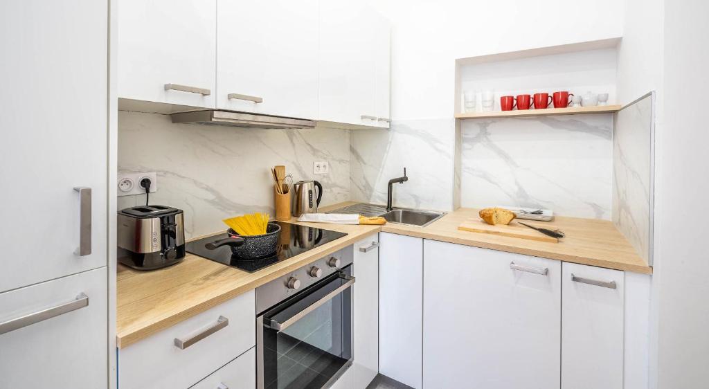 Stylish Apartment in Belleville - Where Artists Live - 5