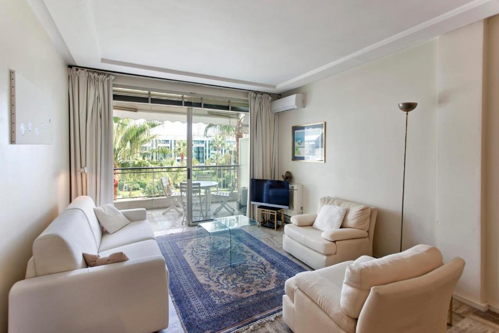 REF 1233 - Cannes Croisette - Apartment for rent - 2