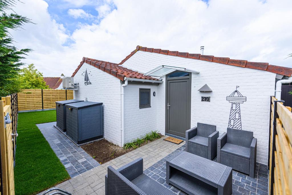 Myfa Beachcottage Zeewind II 270, Bredene