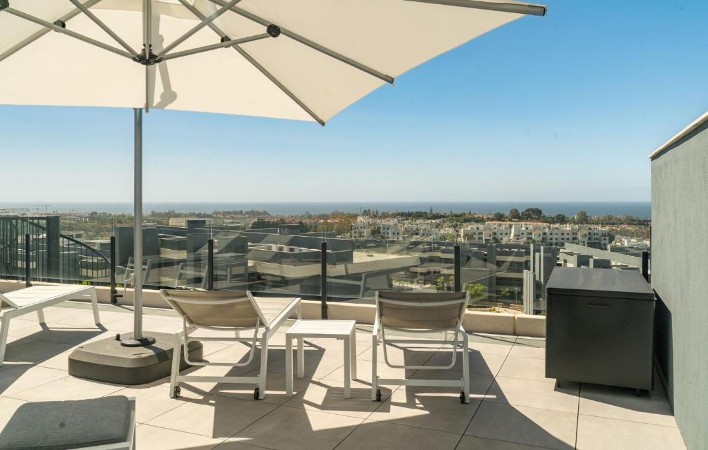 Coastal Bliss Awaits at Blue Horizon Estepona - 4