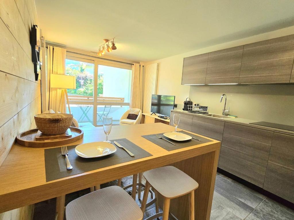 Modern apartment Rochebrune ski in ski out - 2