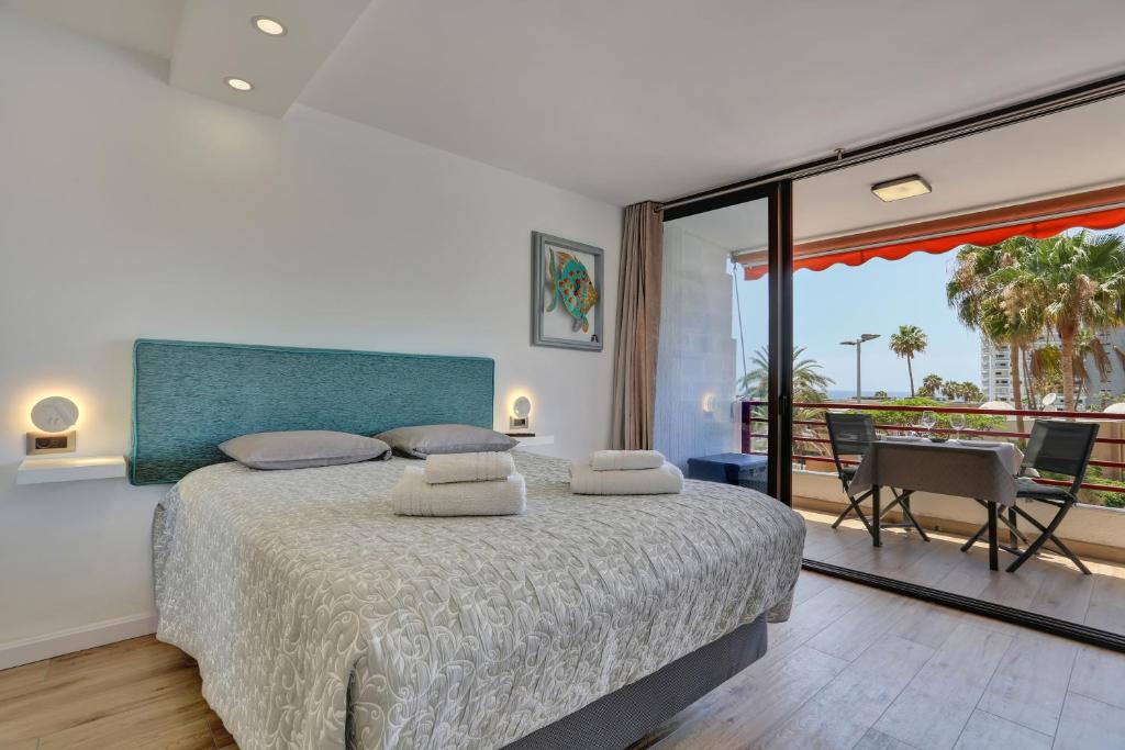 Sunset Tenerife, Playa de las Americas