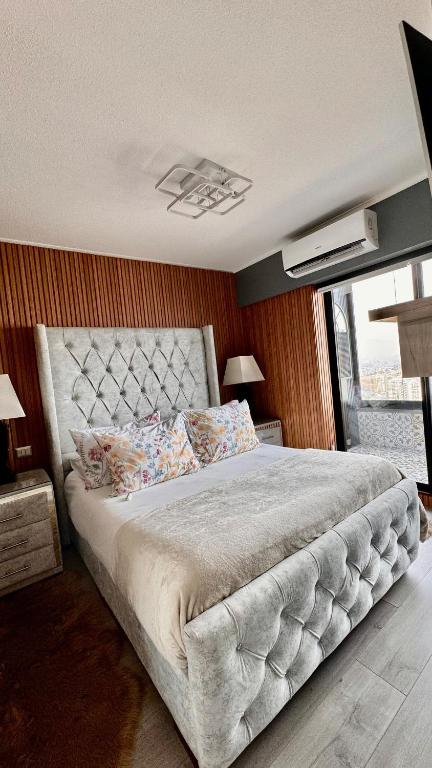 Amy Apartment frente al metro Irarrazaval - 2