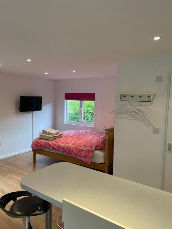 The Batch, Thorverton