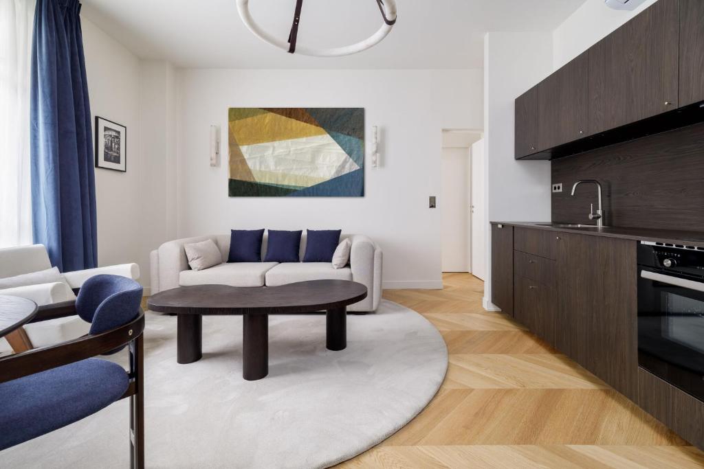 Splendid apartment with AC in Champs Élysées for 4PAX - 3