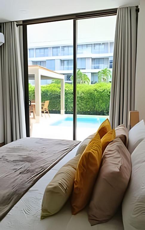 Exclusive Apartment, Private Pool and Beach Access - 3