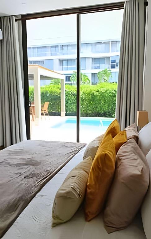 Exclusive Apartment, Private Pool and Beach Access - 4