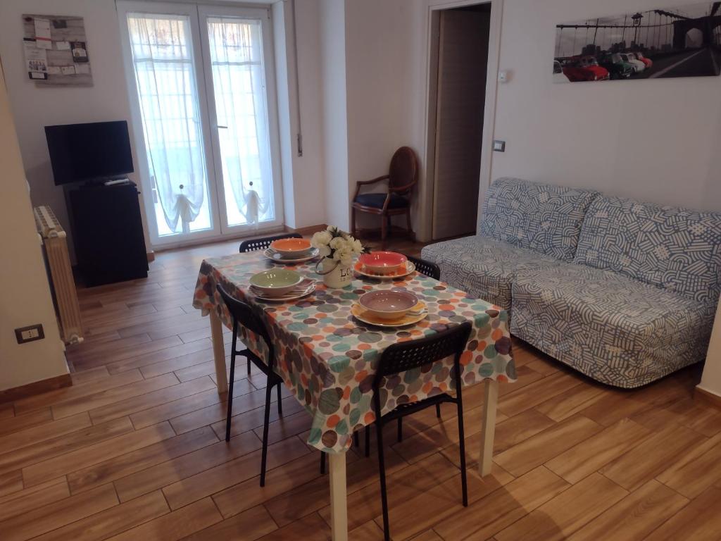 La casa per te, Rom