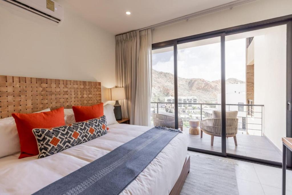 3BR Condo Partial Sea View shared Pool and Jacuzzi - 2