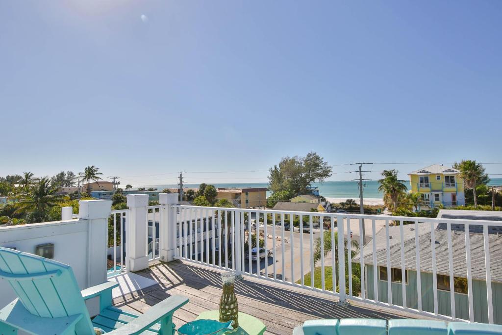 Lime Kiss Unit B, Bradenton Beach