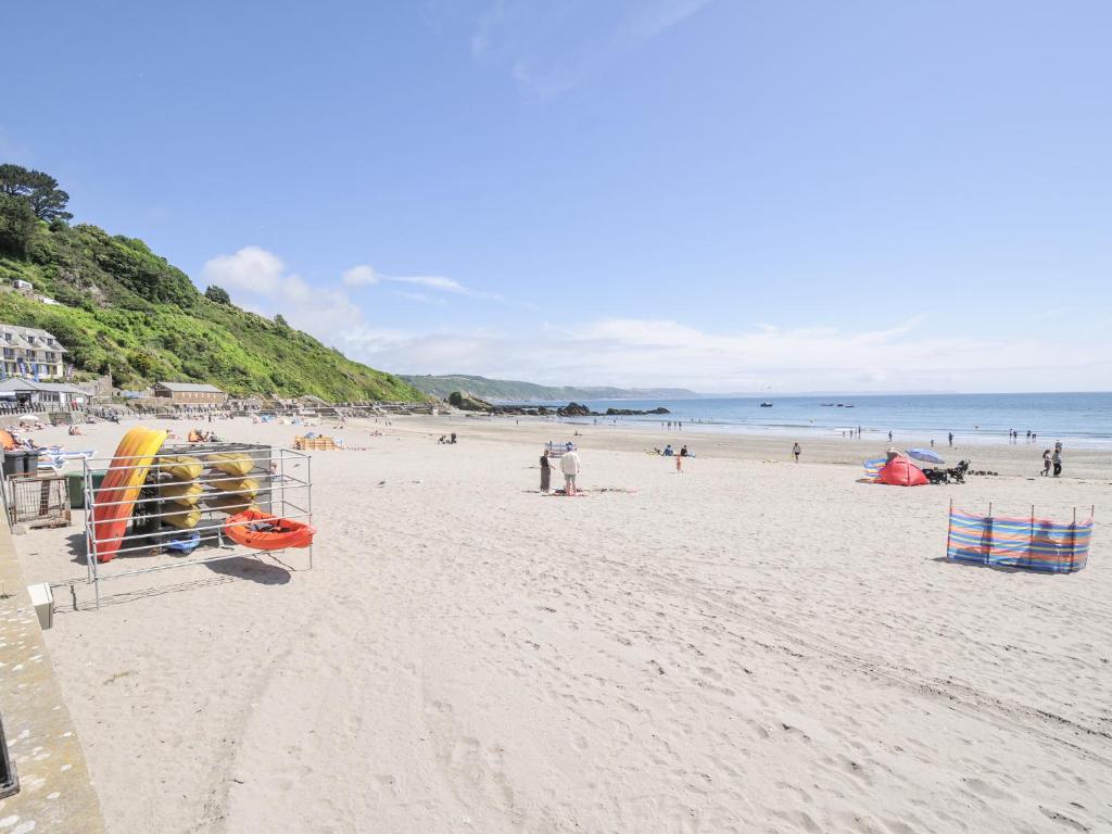 Beach Retreat, Looe photo 8