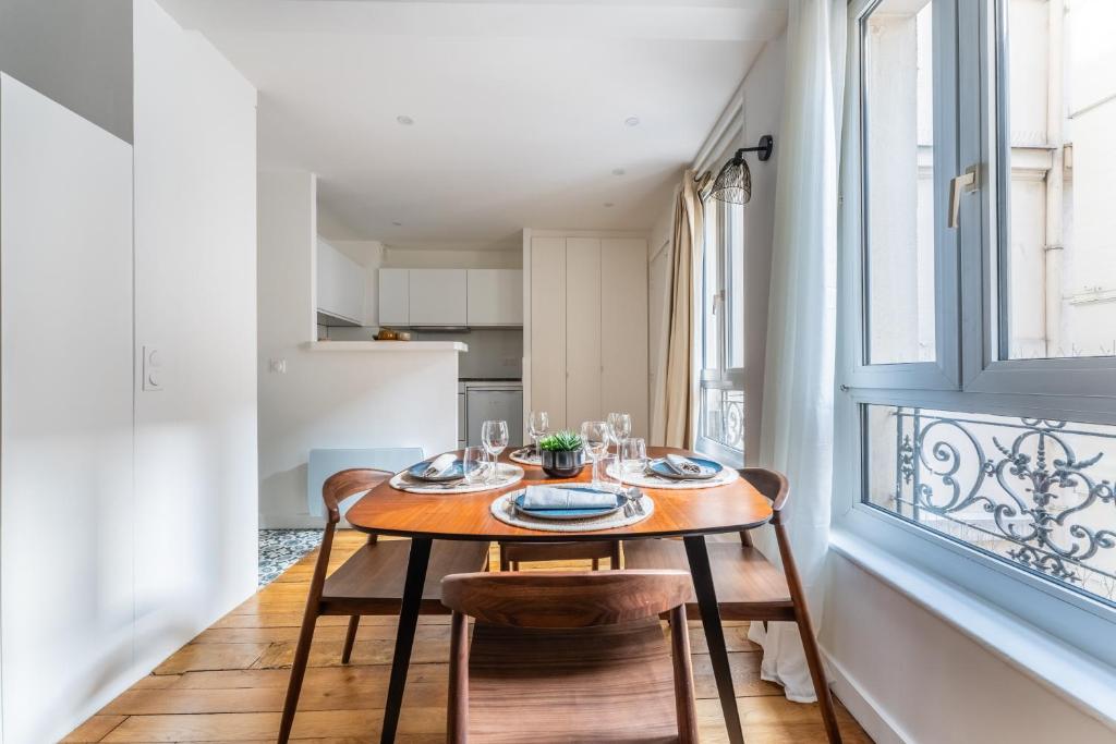 Charming flat, center of Paris - 3
