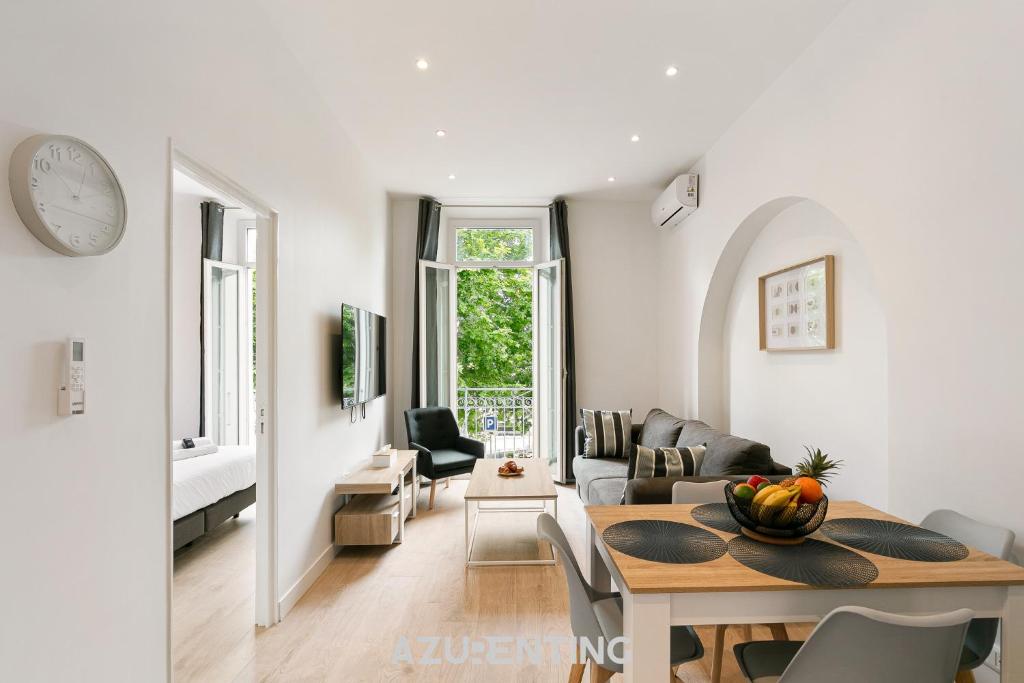 Azurenting - vue sur le port - amazing stay 1, Vallauris