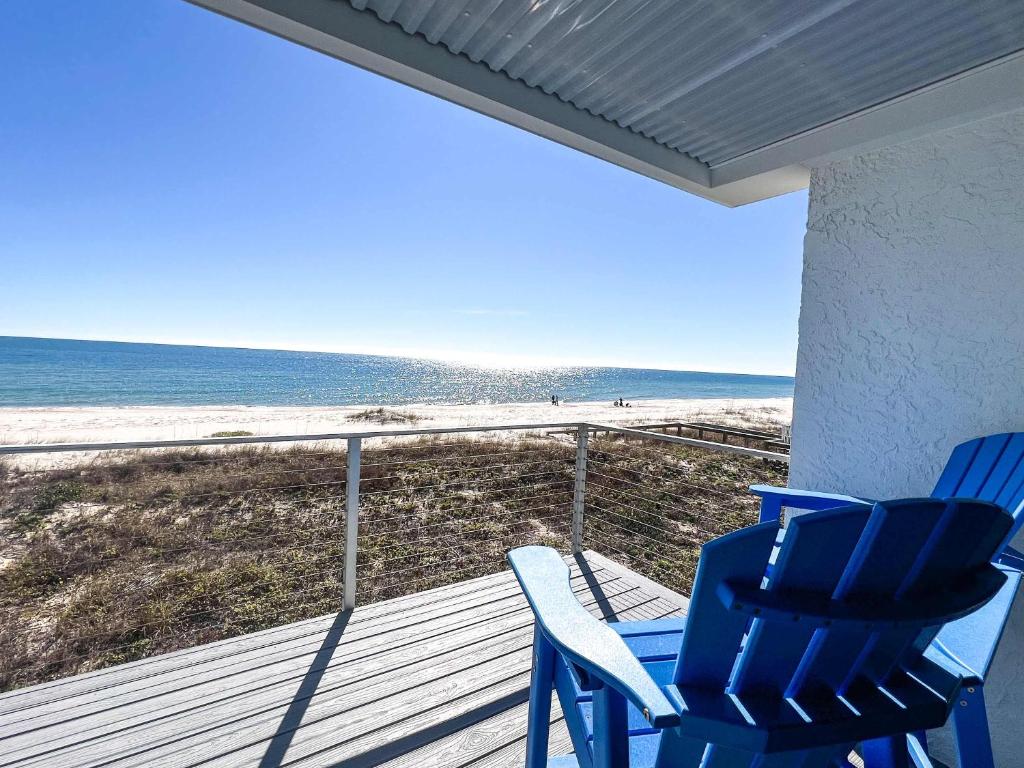 Sunny Beach Beach Front POOL, Ostrov St. George