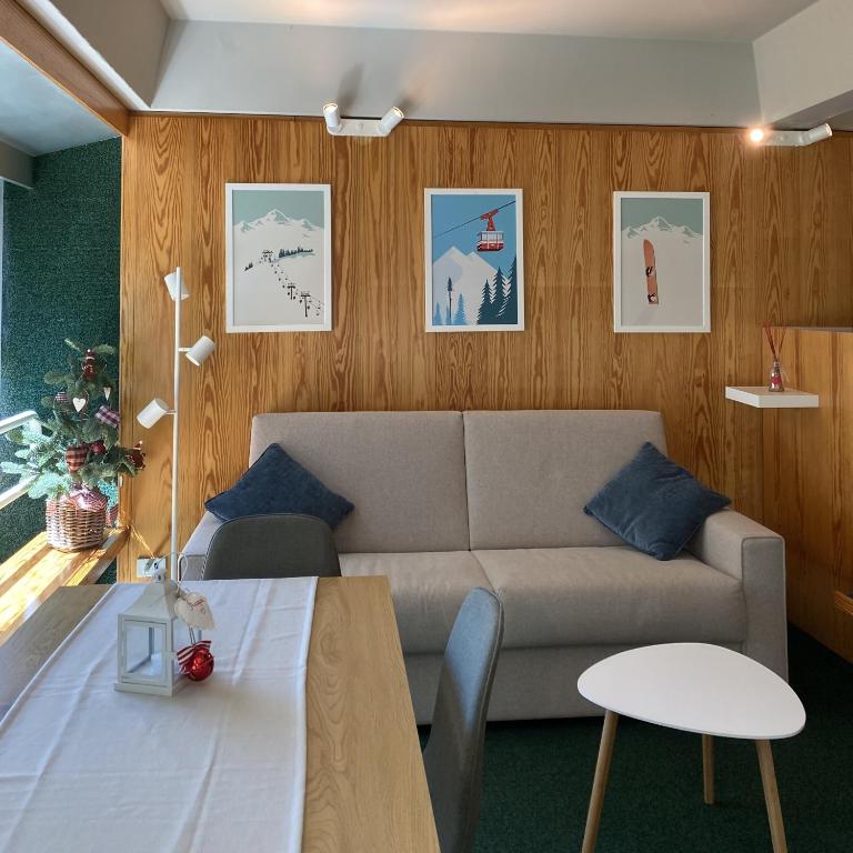 Marilleva1400 Direct Access to Skii Slopes, Mezzana