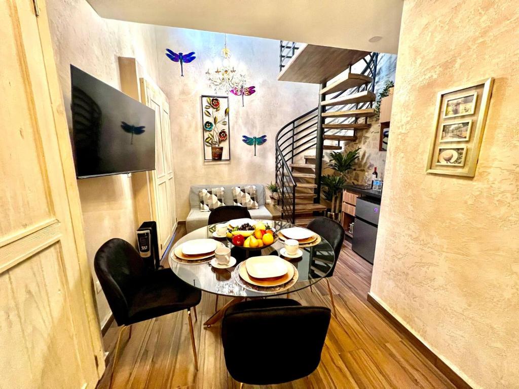 Aida en ValQuirico, Santeagueda