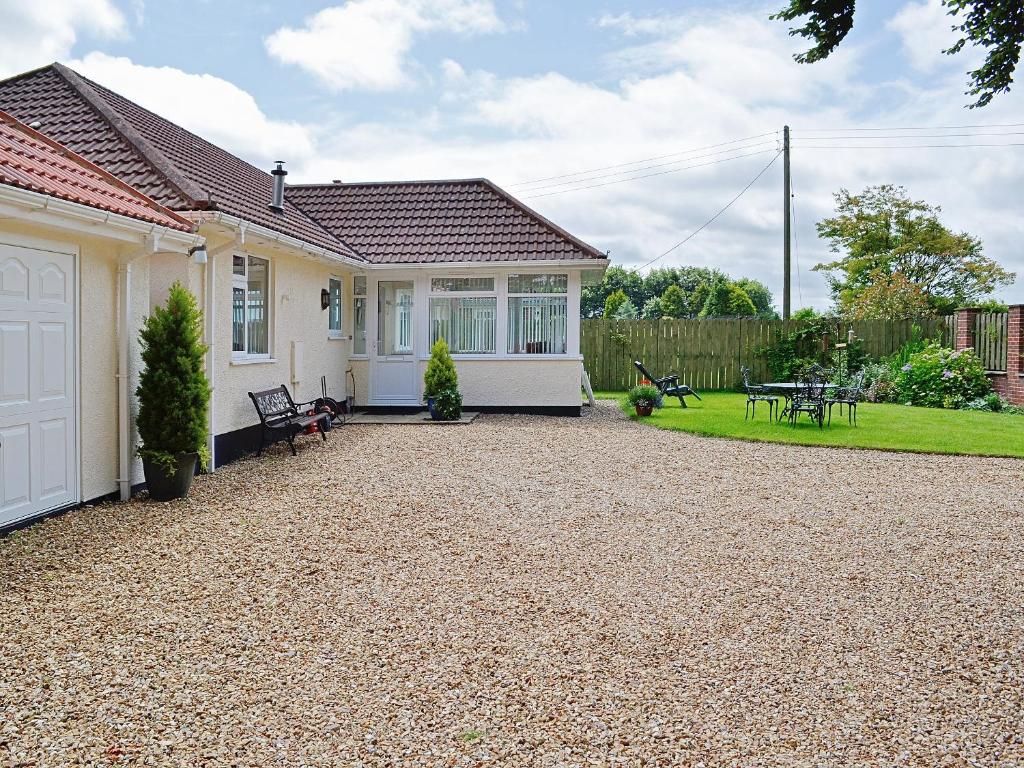 South Cleeve Bungalow, Otterford