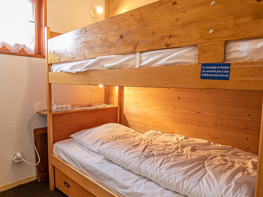 Appartement avec terrasse ensoleillée, animaux admis, parking inclus - FR-1-840-4 - 2