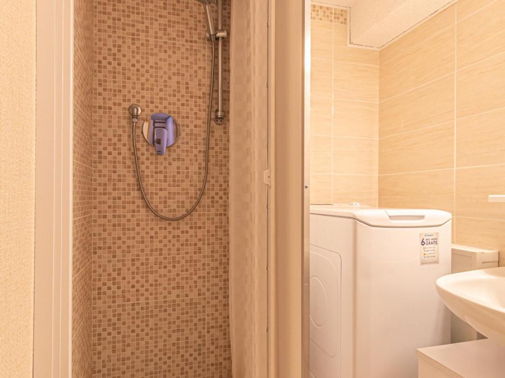 Appartement 2 pièces avec terrasse et WIFI, proche base de loisirs, pour 4 pers. - 5