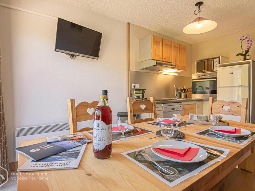 Aussois - Appt 6 pers, 2 pièces, terrasse, WIFI, animaux admis - FR-1-840-5 - 2