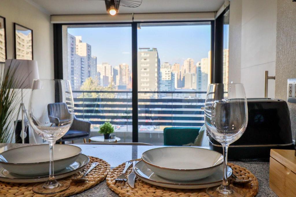 HOM I Amplio Depto 1D1B 3PAX con Terraza en STGO, Santiago