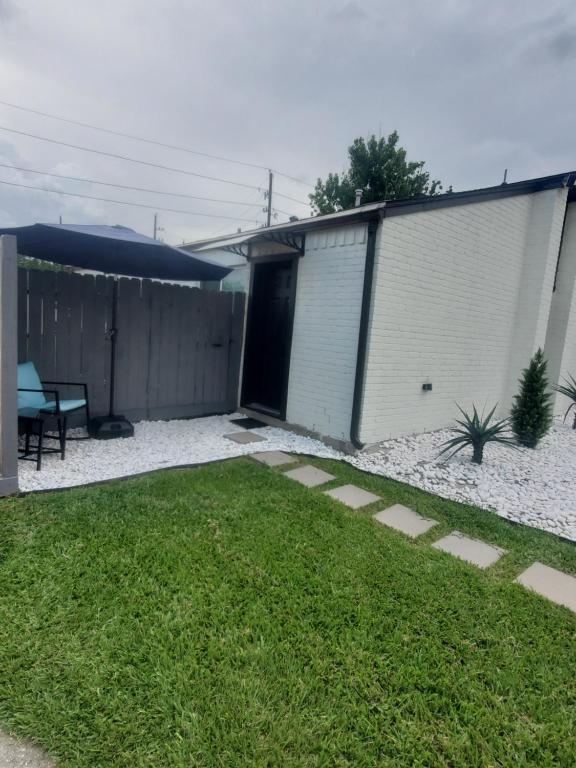 Cozy and Private Room In Spring Near IAH Airport, Spring