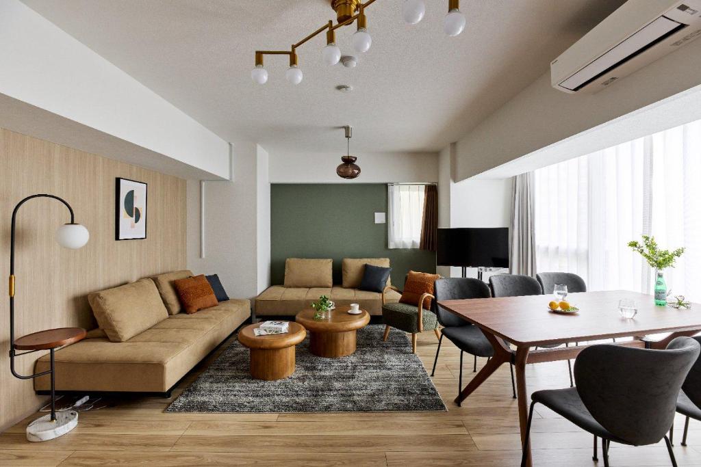 Azabu aremis, Tokio