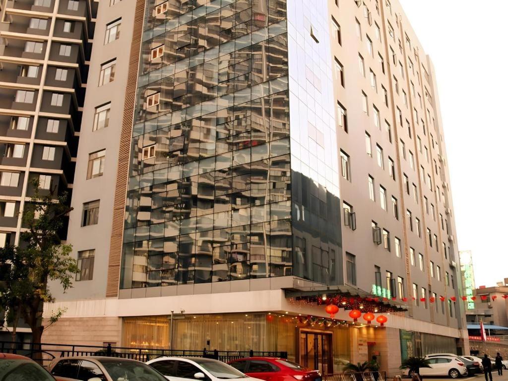 GreenTree Inn JinDeZhen People Square Taoxichuan Wenchuang Street, Jingdezhen