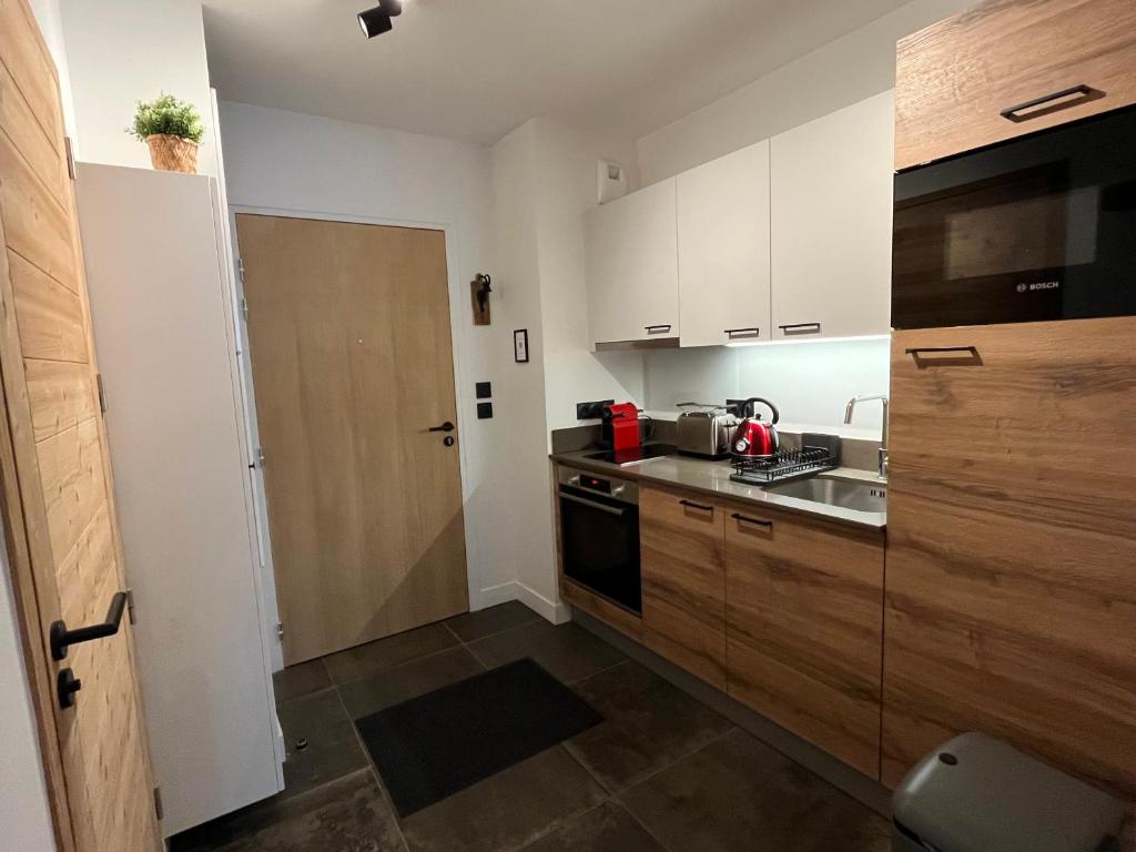 Alpe d'Huez Houses - Chez Camille - Studio neuf - 3