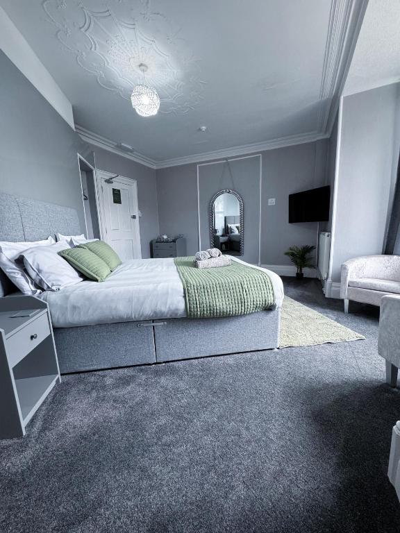 Thornleigh Guest House - Free ON STREET Parking, Windermere