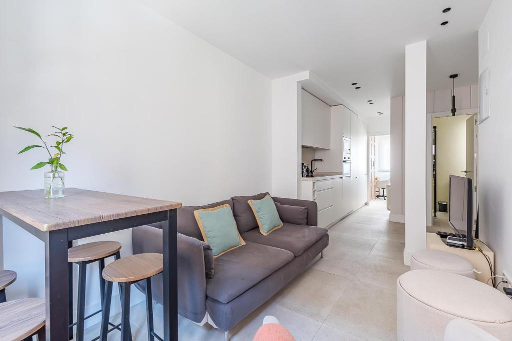Piso a estrenar con balcon - 2