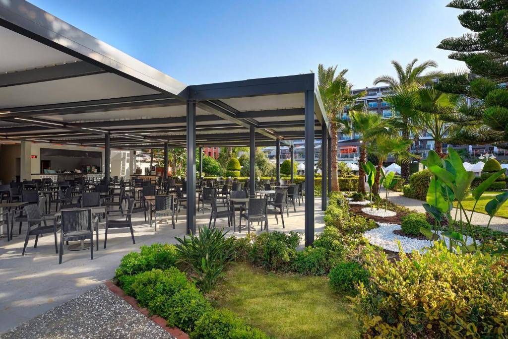Annabella Diamond Hotel - All Inclusive — Restaurant & bars in Avsallar
