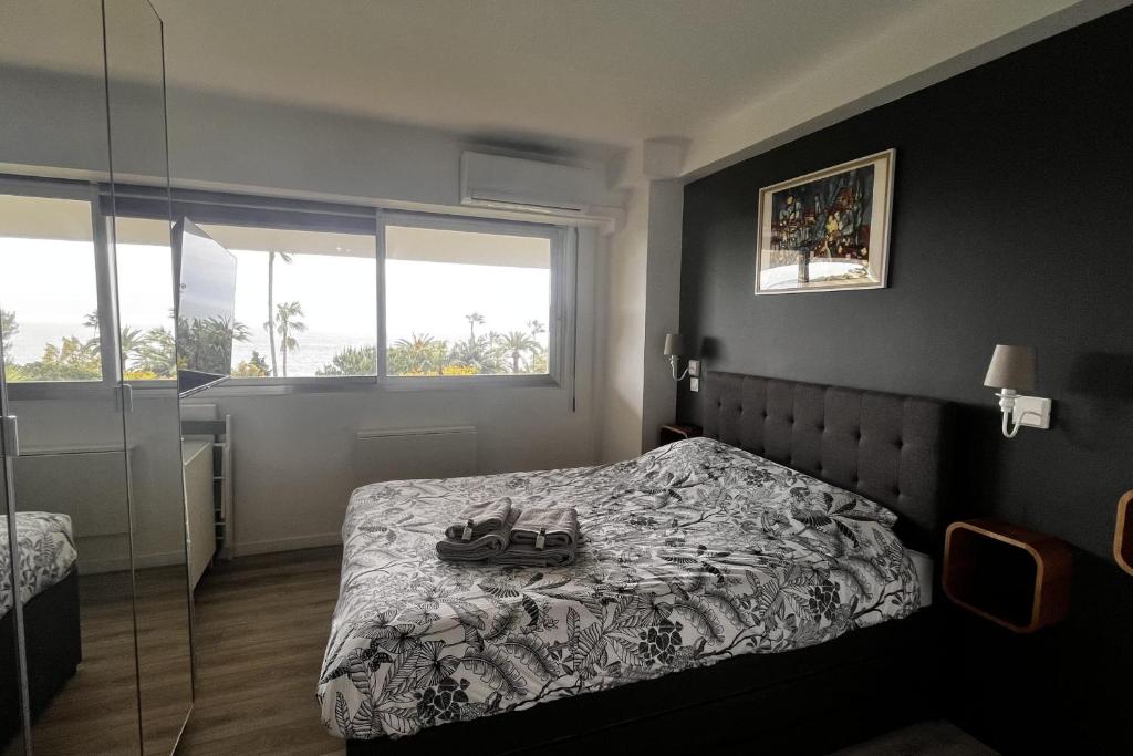 Comfortable with breathtaking sea views - 1