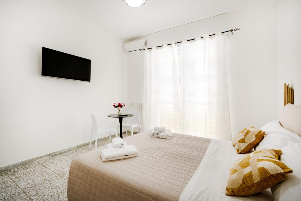 AuGuStea City Stay - 1