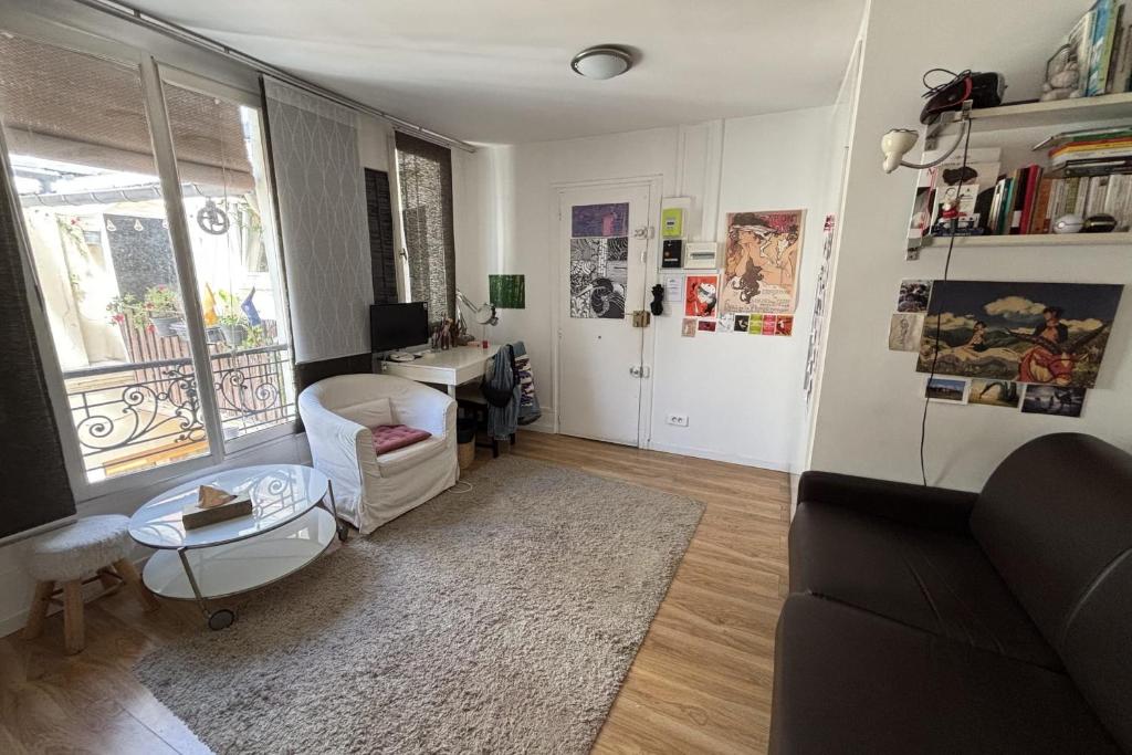 Studio for 2 - near Louvre Museum - 5