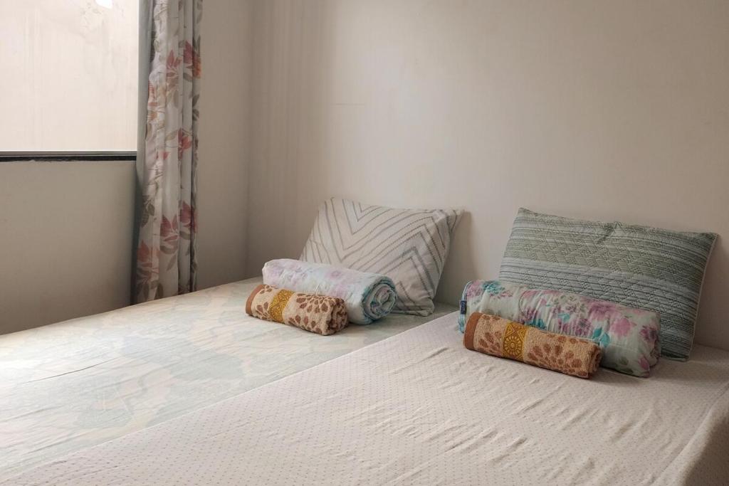 Kitnet Com Ar Condicionado na Manoel Novais, Serrinha