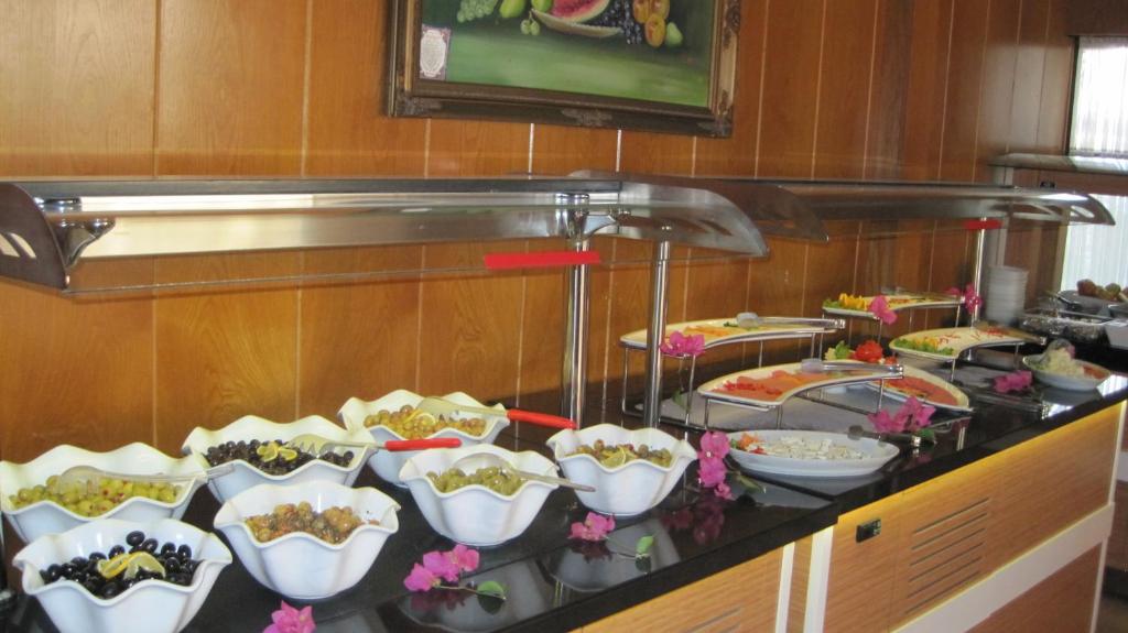 Hotel Dining