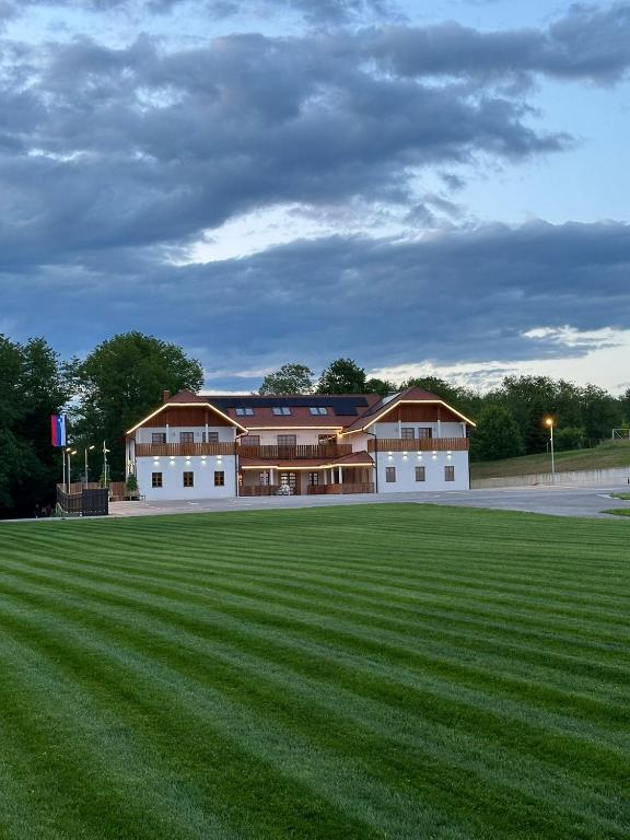 Rooms at Podlipje Estate, Tešanovci