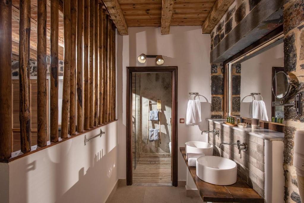 Balsamico Traditional Suites — Hotel rooms in Hersonissos