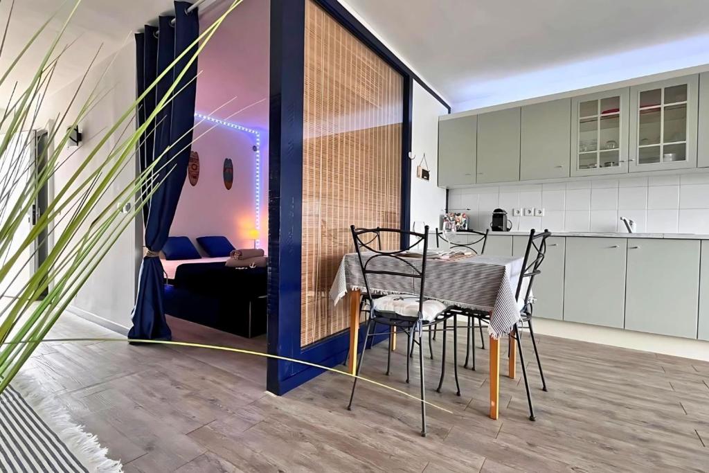 Cosy flat 500 m from the beach with swimming pools and tennis court - 4