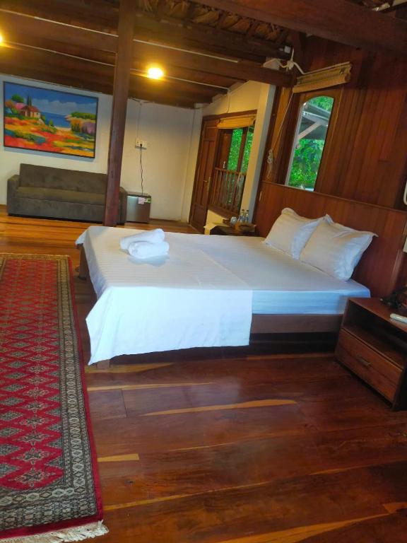 Cham Island Wooden Cabin
