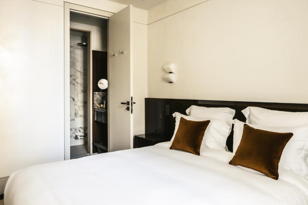 Mondovi Luxury Suites - 5