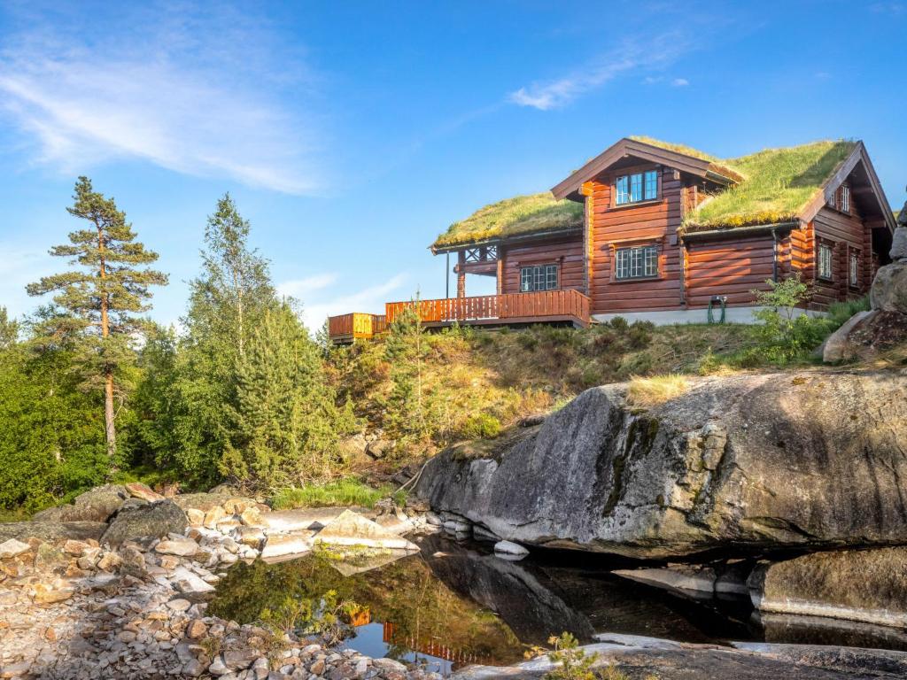 Chalet Vinterro by Interhome, Øyuvstad