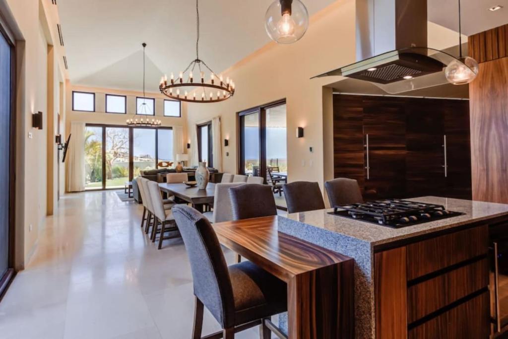 Stunning Villa with private Pool, Jacuzzi and Ocean View - 5